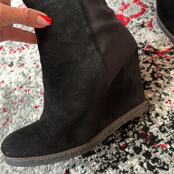 Stuart Weitzman 50/50 OTK - Picture 14 of 15